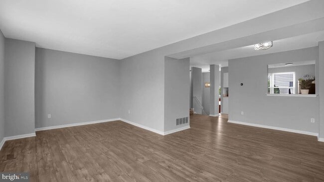 Building Photo - 1315 Riverwood Way