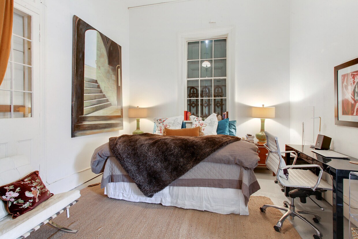 Foto del edificio - 901 Governor Nicholls St