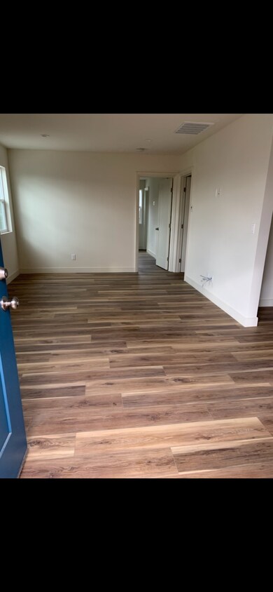 Foto del edificio - 4807 W 133rd St
