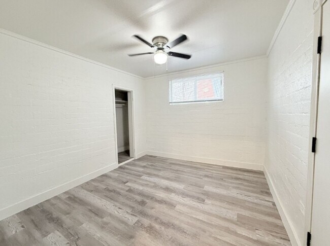 Building Photo - 614 E 600 S