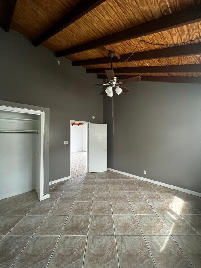 Foto del edificio - 1220 3rd St