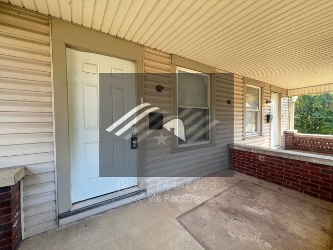 Photo - 1023 Clover St Townhome