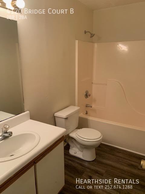 Building Photo - "Charming 2-Bed, 2-Bath Duplex in Wintervi...