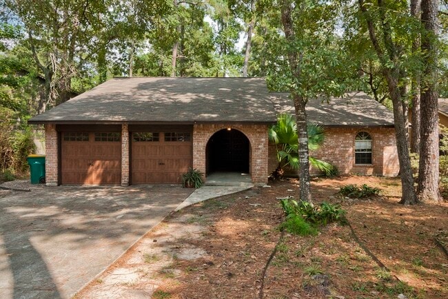 Building Photo - 2107 W Lacey Oak Cir