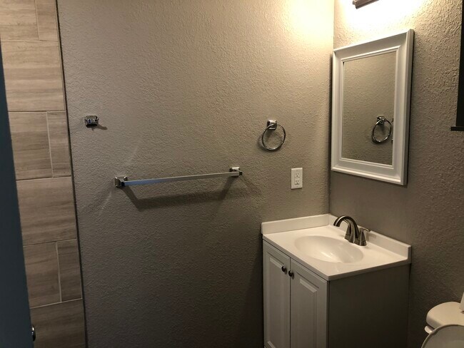 Bathroom - 807 E 21st Ave