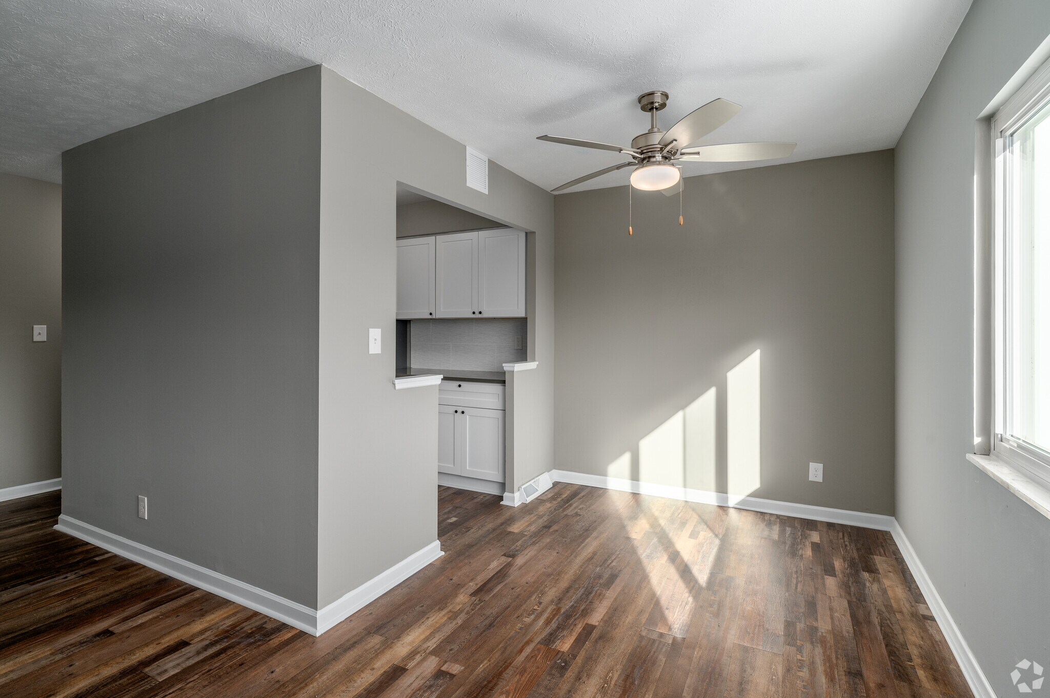 Terra Hilliard West – photo 4