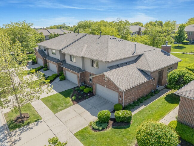 Foto del edificio - 17964 Upland Dr