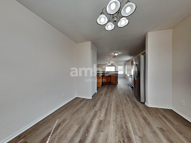 Foto del edificio - 11210 W Rio Vista Ln