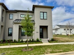 Building Photo - 15733 Palmwood Rd