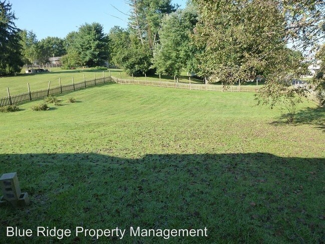 Building Photo - 1644 Blountville Blvd