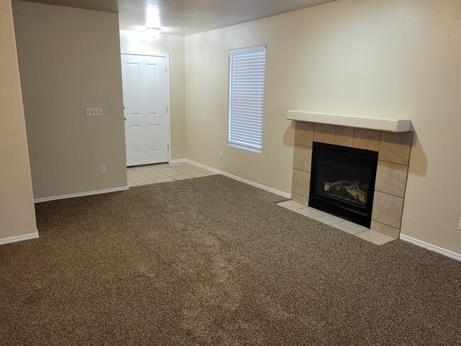 Building Photo - 4 Bedroom Home off Mesa Grande and Hwy 70