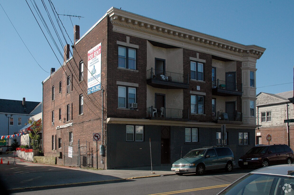 466 Union Ave, Paterson, NJ 07522 Apartments in Paterson, NJ