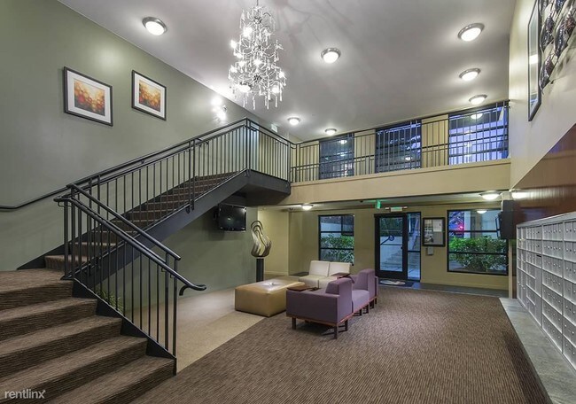 Foto del edificio - 4348 9th Ave NE