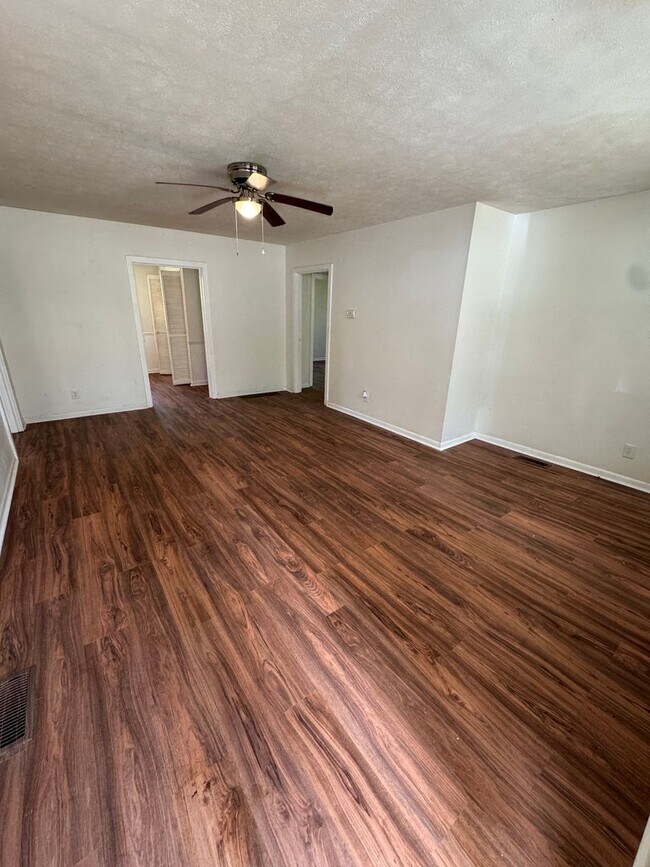 Foto del edificio - 5510 Chandler St