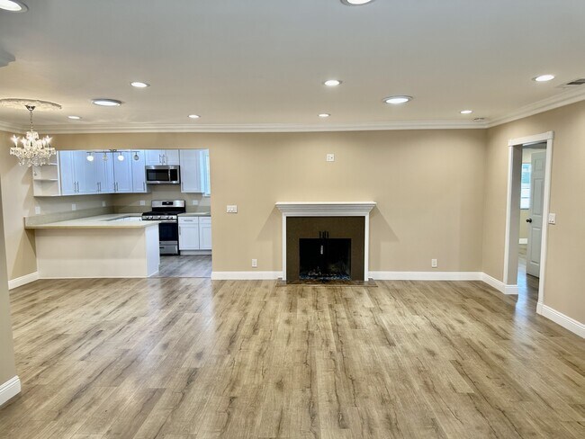 Building Photo - 17257 Welby Way