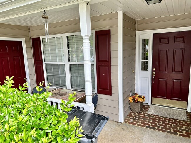 Building Photo - 4698 Twin Hickory Lake Dr, Glen Allen, VA ...