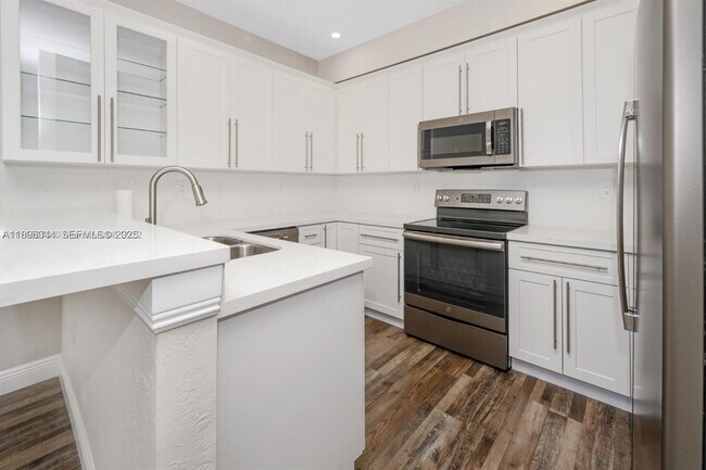 Foto del edificio - 4465 SW 160th Ave