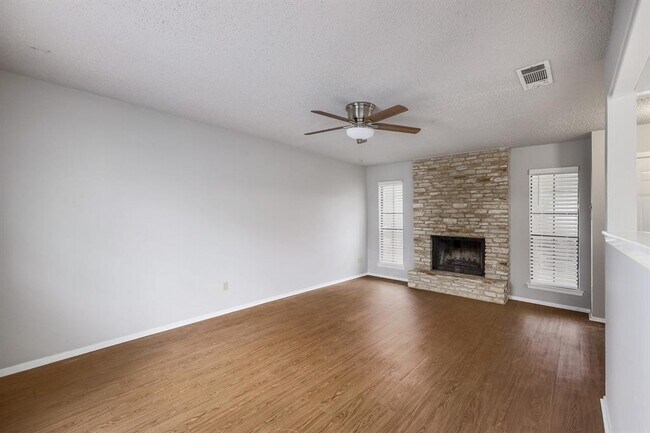 Building Photo - 11904 Doubloon Cove