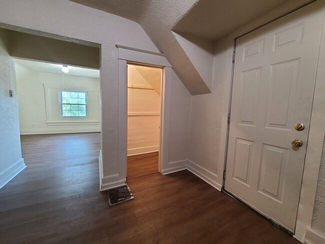 Foto del edificio - 785 Colfax Ave