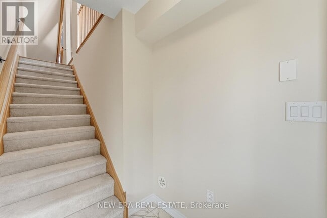 Building Photo - 6 Malone Ln