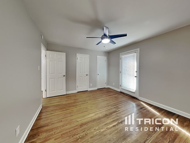 Building Photo - 5415 Coburg Ave