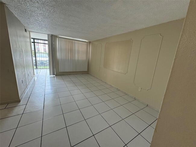 Building Photo - 9440 W Flagler St