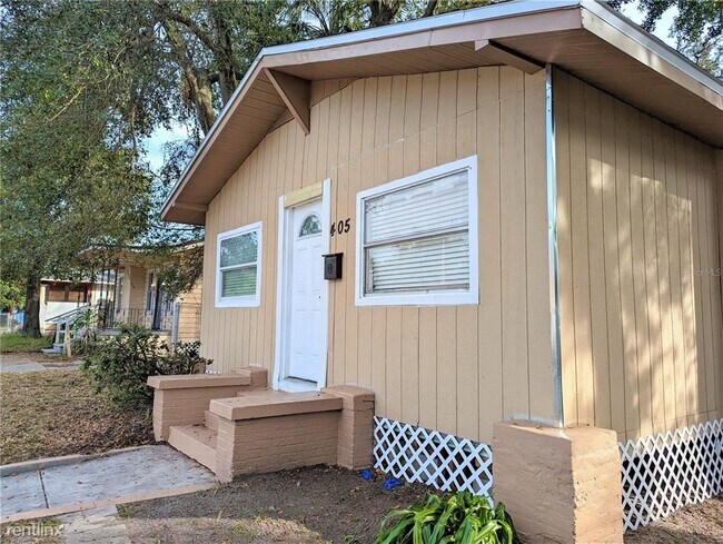 Building Photo - 3 br, 1 bath House - 405 R E Dr Martin Lut...