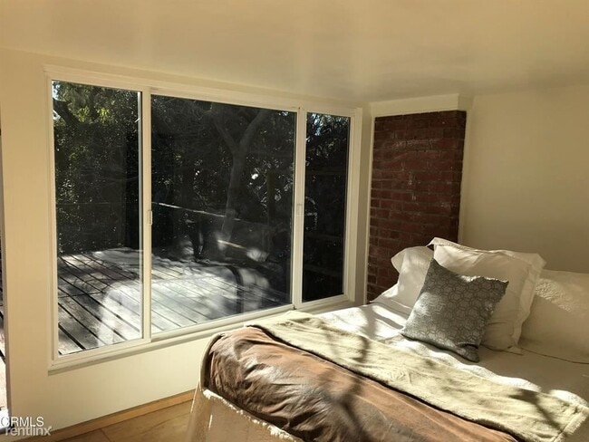 Building Photo - 2 br, 2 bath House - 524 E Marigold St