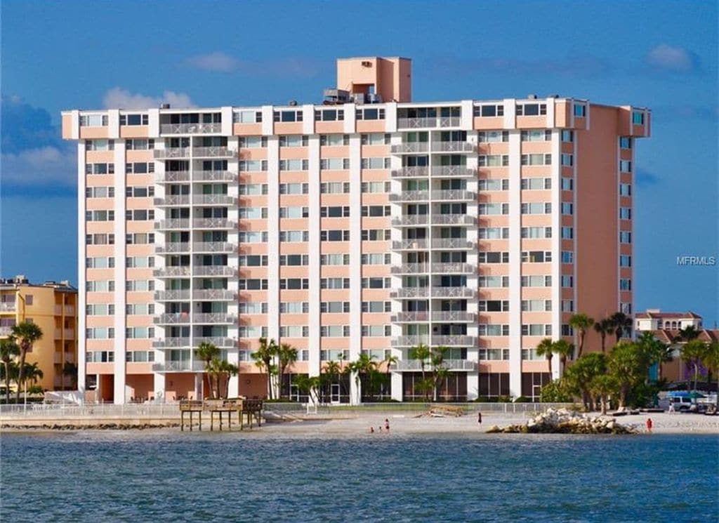 Primary Photo - 675 S Gulfview Blvd