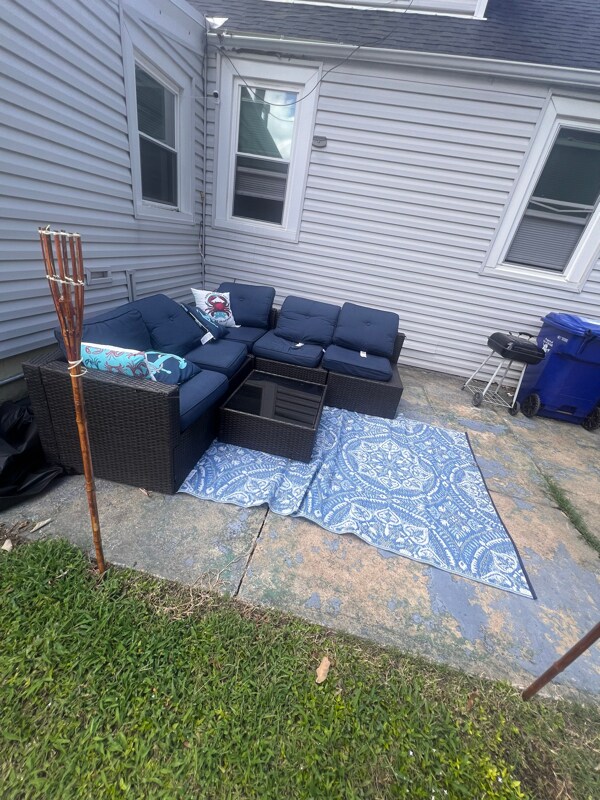 Foto principal - 6352 Edward St