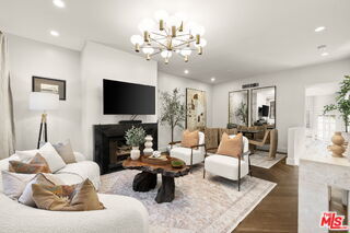 Foto del edificio - 202 San Vicente Blvd