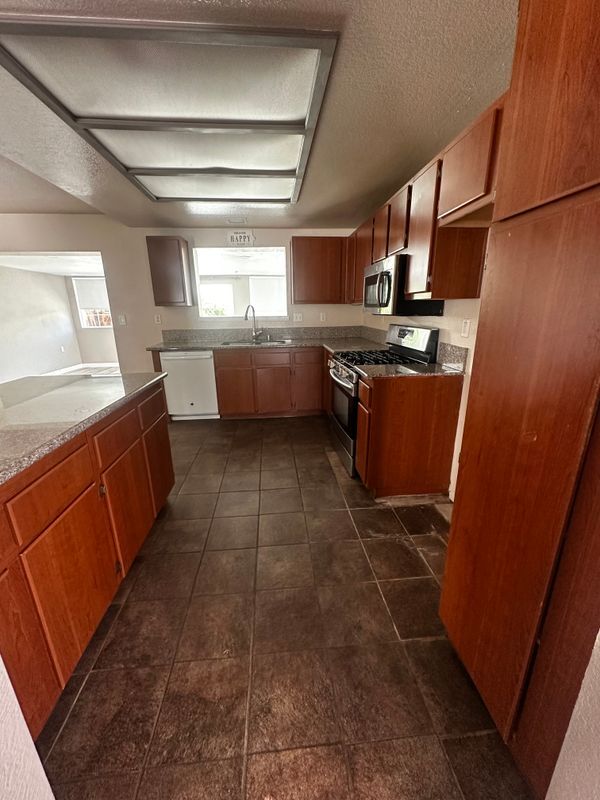 Foto del edificio - 43770 Santa Rosa Cir