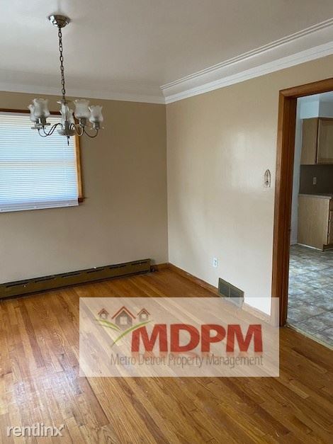 Building Photo - 3 br, 1.5 bath House - 19810 Forrer St