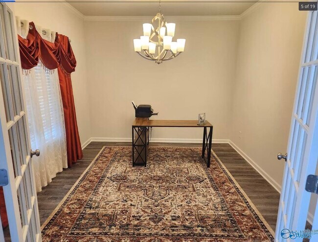 Foto del edificio - 330 Fenrose Dr