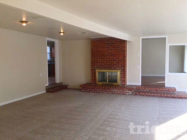 Building Photo - 3 Madill Cir