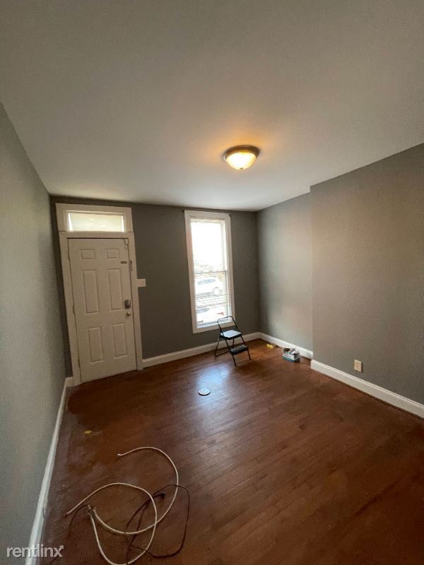 Building Photo - 2 br, 1 bath Townhome - 1228 Bayard St