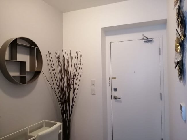 Building Photo - 14 York St