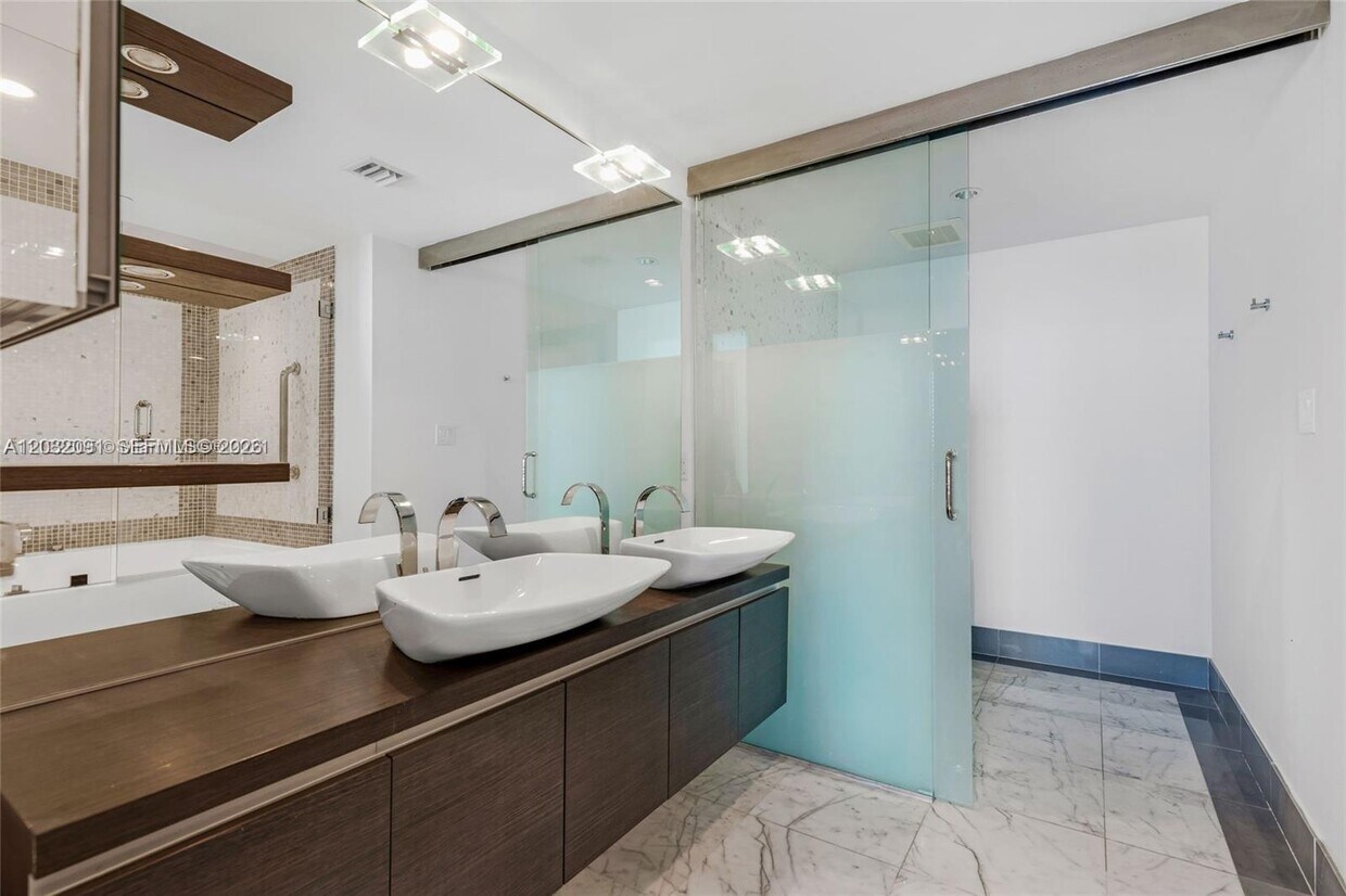 Foto del edificio - 200 Biscayne Blvd Way