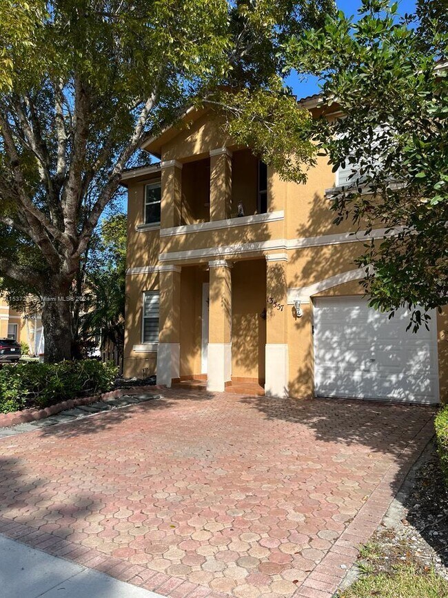 Building Photo - 13557 NW 7th Pl