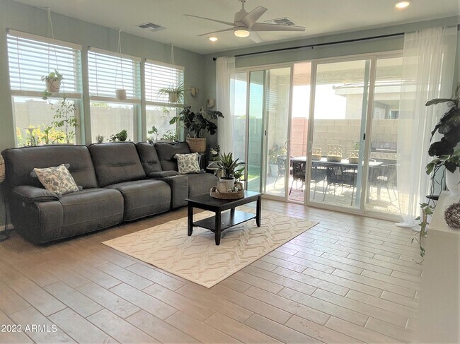 Building Photo - 1801 W 23rd Ave