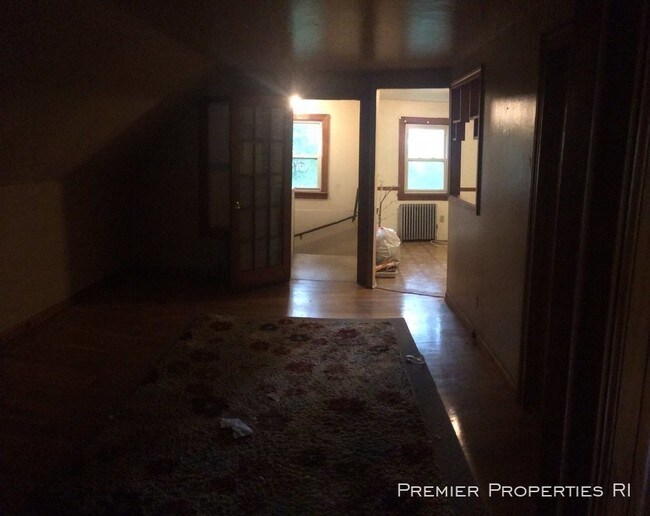 Foto del edificio - 50 Brightwood Ave