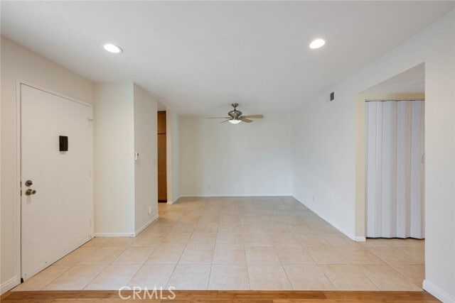 Building Photo - 986 S Citron St