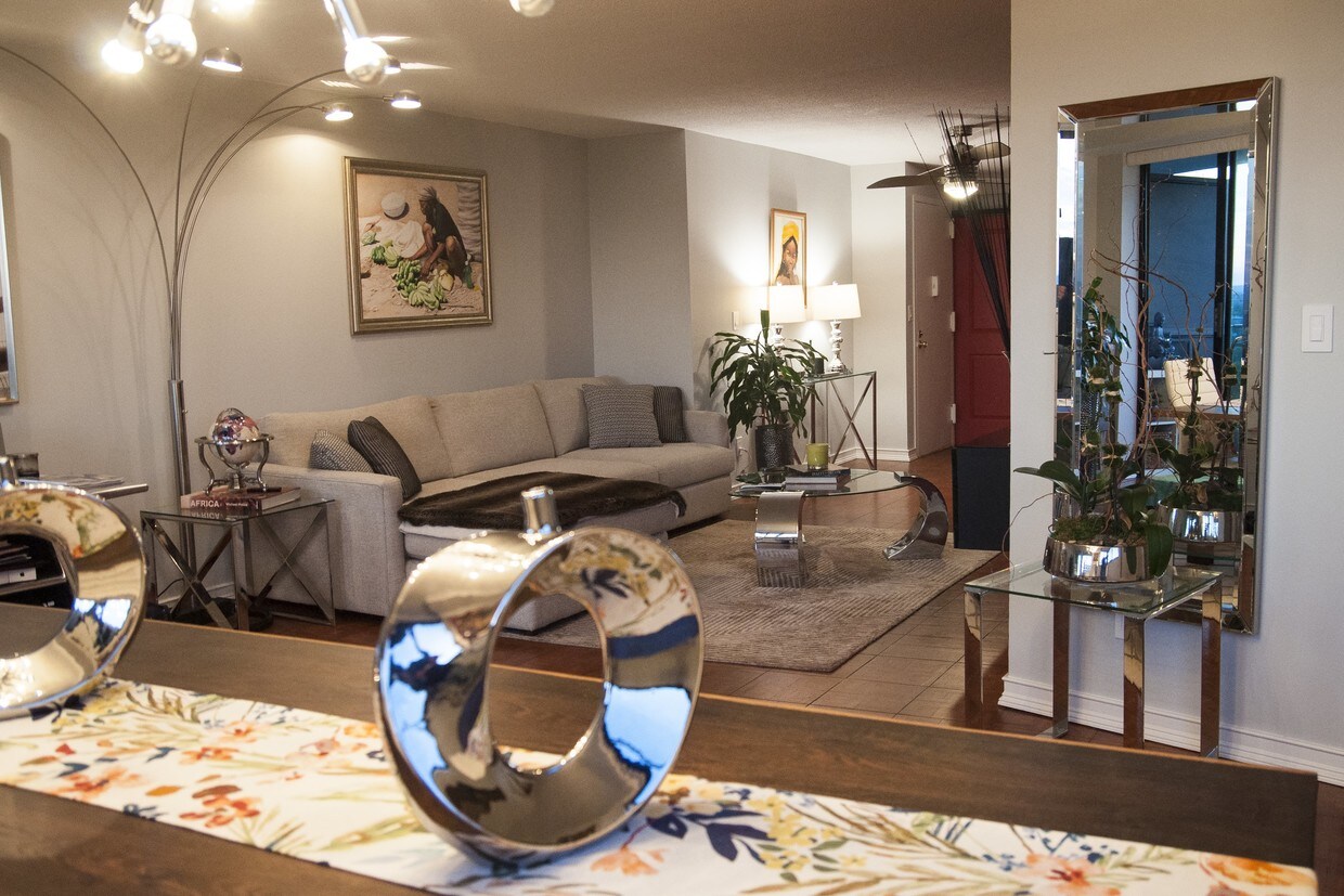 Foto principal - 235 Prospect Ave