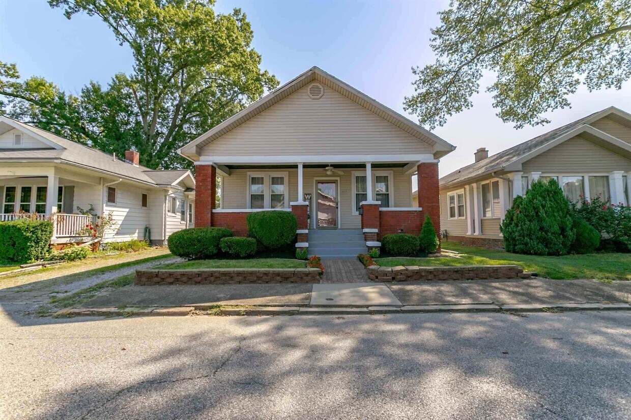 424 Lewis Ave, Evansville, IN 47714 House Rental in Evansville, IN
