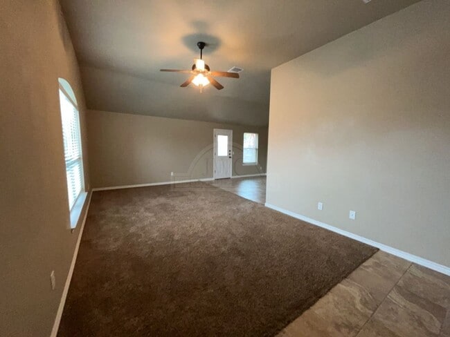 Building Photo - 203 Sladecek Dr