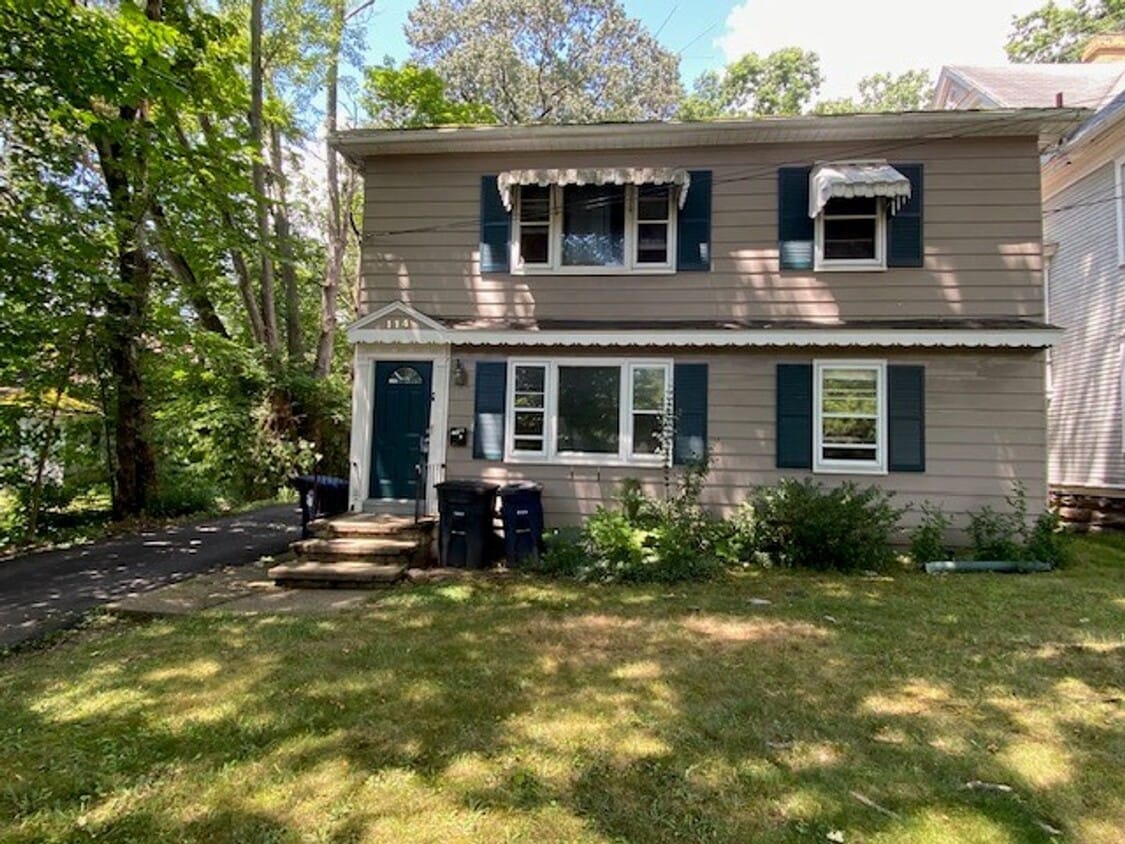 Primary Photo - 114 Beck Ave