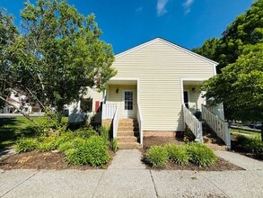 Building Photo - 108 Chowning Pl