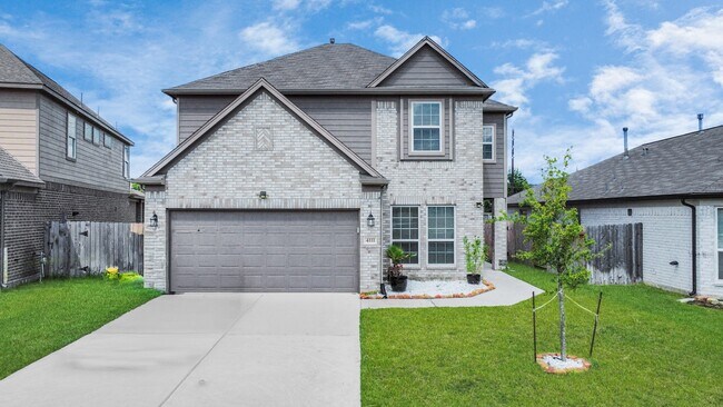 Foto del edificio - 4111 Fair Country Ln
