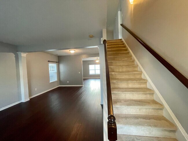 Foto del edificio - 5537 Stowe Derby Dr