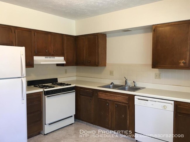 Building Photo - 106 College Park Ct